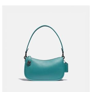 NWT Coach Swinger Retro Teal Glovetanned leather